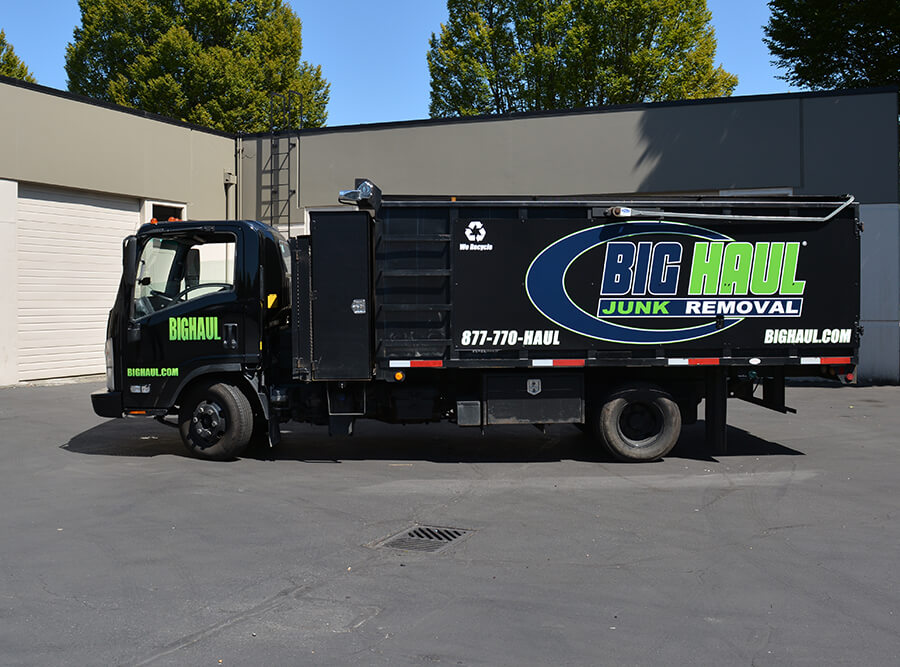 Renton, WA: Big Graphics Create Big Impressions for Local Bellevue Company